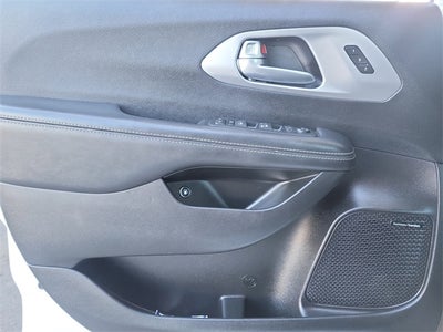 2019 Chrysler Pacifica Hybrid Limited