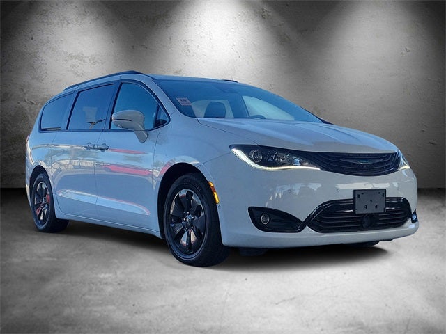 2019 Chrysler Pacifica Hybrid Limited