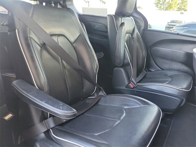 2019 Chrysler Pacifica Hybrid Limited