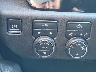 2025 Chevrolet Silverado 1500 LT LT1