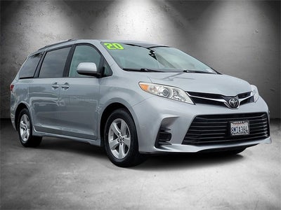 2020 Toyota Sienna LE 8 Passenger