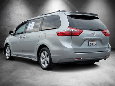 2020 Toyota Sienna LE 8 Passenger