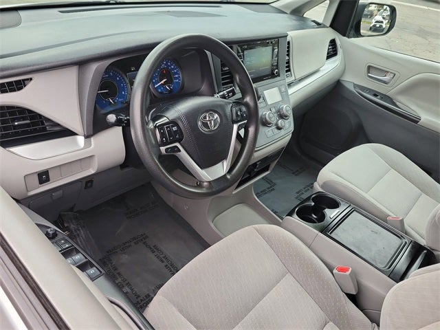 2020 Toyota Sienna LE 8 Passenger
