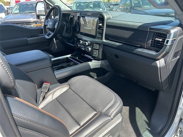 2025 Ford F-350SD Lariat