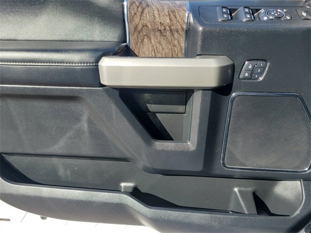 2017 Ford F-350SD Lariat