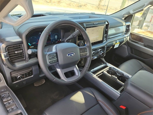 2025 Ford F-350SD Lariat