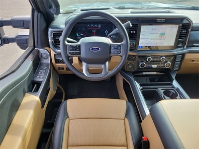 2025 Ford F-350SD Lariat DRW