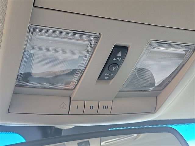 2006 Chrysler 300C Base