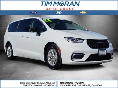 2024 Chrysler Pacifica Touring L