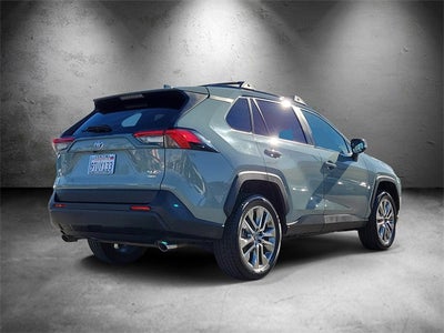2019 Toyota RAV4 XLE Premium