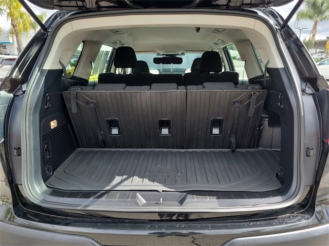 2023 Subaru Ascent Base