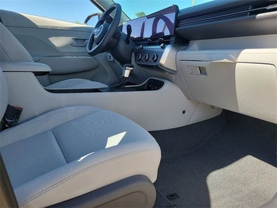 2026 Hyundai Kona SE