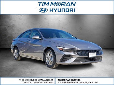 2025 Hyundai Elantra SE