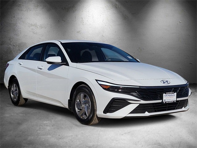 2025 Hyundai Elantra SE