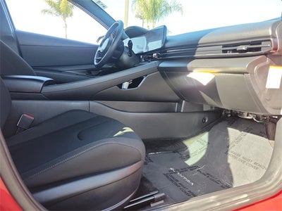 2025 Hyundai Elantra Hybrid SEL Sport