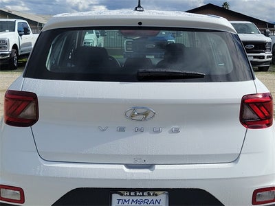 2026 Hyundai Venue SE