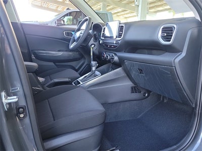 2026 Hyundai Venue SE