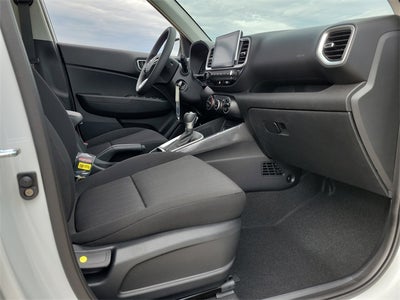 2026 Hyundai Venue SE